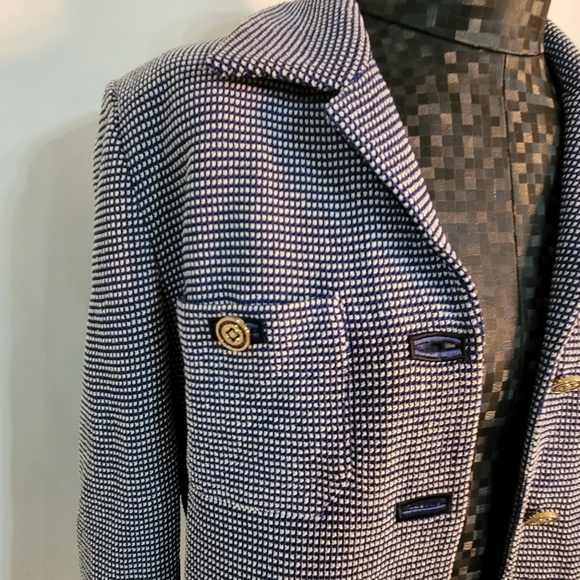 St. John blazer - Picture 2 of 6